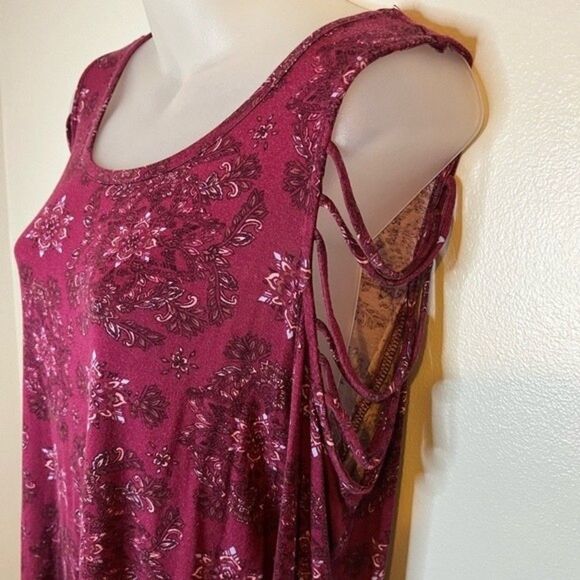 Mudd Burgundy Floral Print Long Sleeve Cold Shoulder Top Size Large - Picture 3 of 7